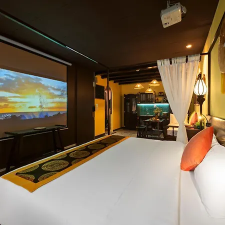 Old Quarter Lux Boutique Railview Retreatアパートメント